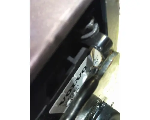 VOLVO ATO2612F GEAR SHIFTER