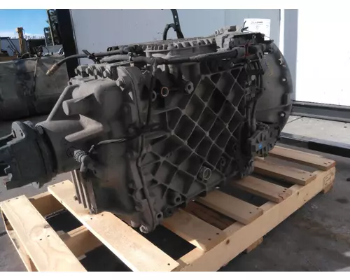 VOLVO ATO2612F TRANSMISSION ASSEMBLY