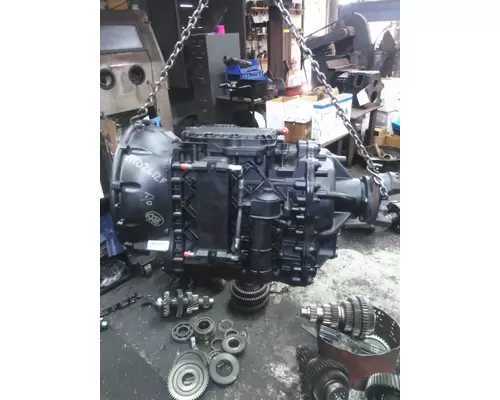 VOLVO ATO2612F TRANSMISSION ASSEMBLY