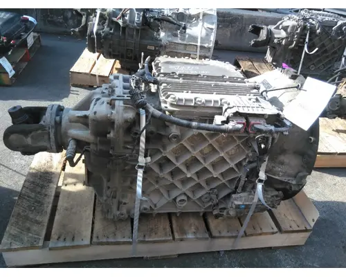 VOLVO ATO2612F TRANSMISSION ASSEMBLY