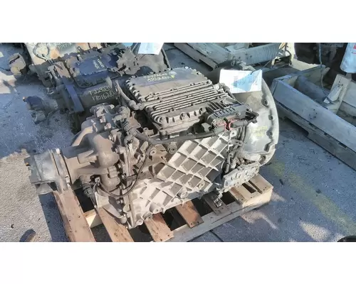 VOLVO ATO2612F TRANSMISSION ASSEMBLY