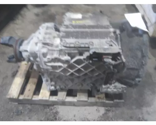 VOLVO ATO2612F TRANSMISSION ASSEMBLY