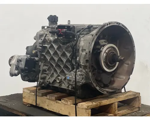 VOLVO ATO2612F Transmission Assembly