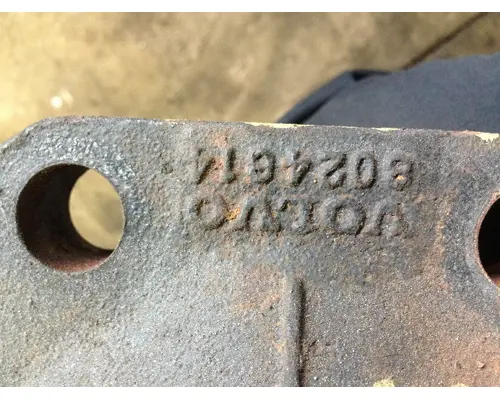 VOLVO AUTOCAR Engine Mounts