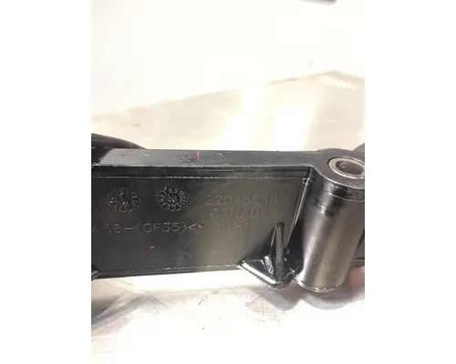 VOLVO Anthem Valve Cover