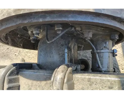 VOLVO Corporate Air Cutoff Tandem Axle