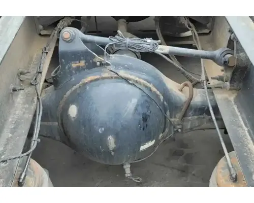 VOLVO Corporate Air Cutoff Tandem Axle