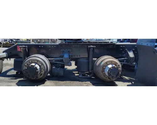 VOLVO Corporate Air Cutoff Tandem Axle