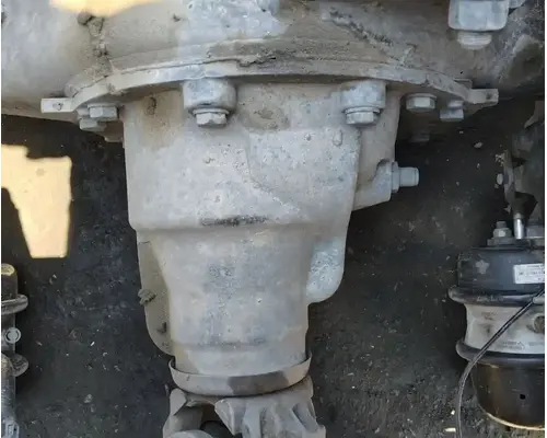 VOLVO Corporate Air Cutoff Tandem Axle