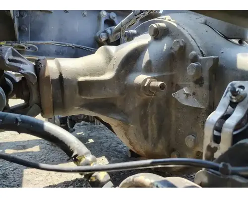 VOLVO Corporate Air Cutoff Tandem Axle