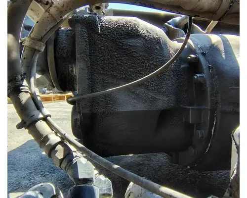 VOLVO Corporate Air Cutoff Tandem Axle