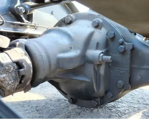 VOLVO Corporate Air Cutoff Tandem Axle