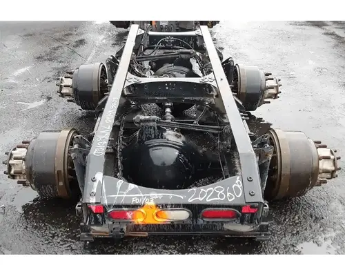 VOLVO Corporate Air Cutoff Tandem Axle