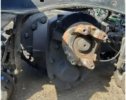 VOLVO Corporate Air Cutoff Tandem Axle