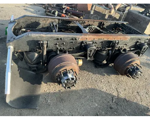 VOLVO Corporate Air Cutoff Tandem Axle