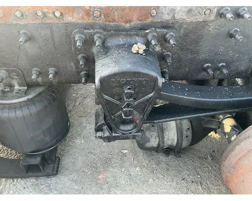 VOLVO Corporate Air Cutoff Tandem Axle
