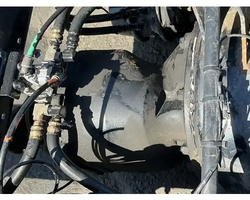 VOLVO Corporate Air Tandem Cutoffs