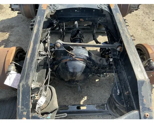 VOLVO Corporate Air Tandem Cutoffs