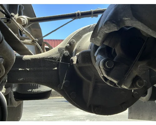 VOLVO Corporate Air Tandem Cutoffs