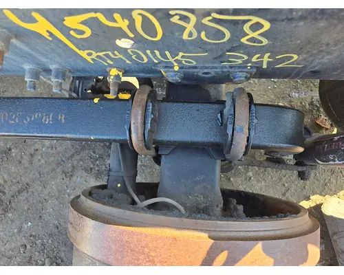 VOLVO Corporate Air Tandem Cutoffs