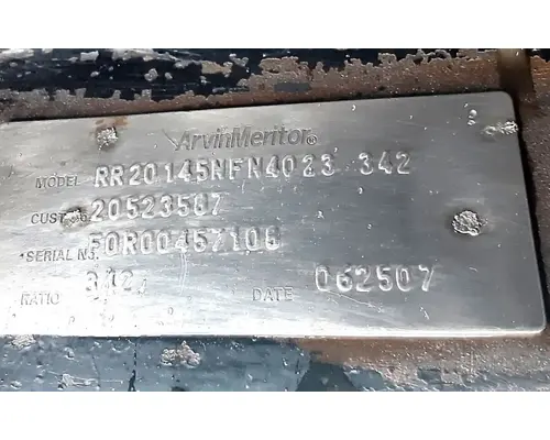 VOLVO Corporate Air Tandem Cutoffs