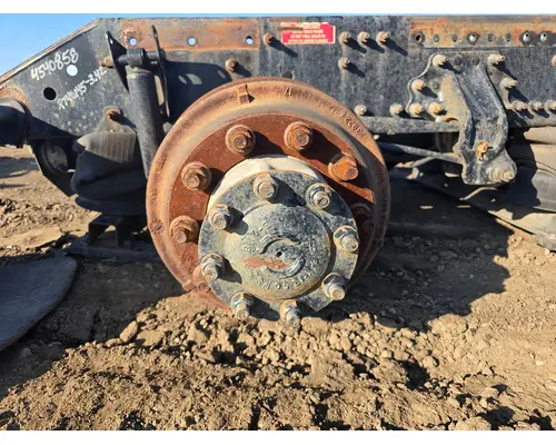 VOLVO Corporate Air Tandem Cutoffs