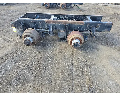 VOLVO Corporate Air Tandem Cutoffs