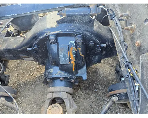 VOLVO Corporate Air Tandem Cutoffs