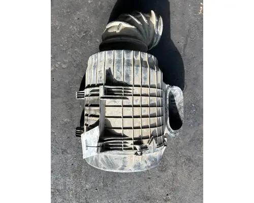 VOLVO D-12 Air Cleaner