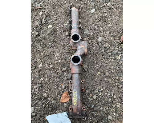 VOLVO D-12 Exhaust Manifold