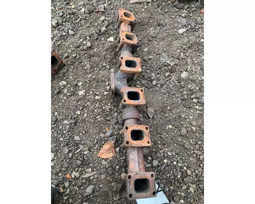 VOLVO D-12 Exhaust Manifold