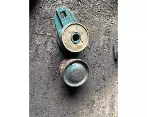 VOLVO D-13 Belt Tensioner