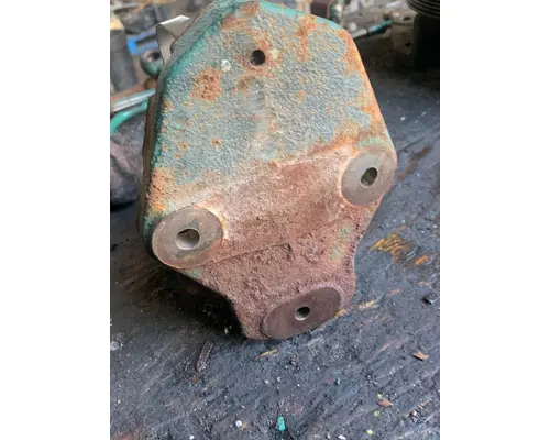 VOLVO D-13 Bracket, Misc.