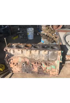 VOLVO D-13 Cylinder Block