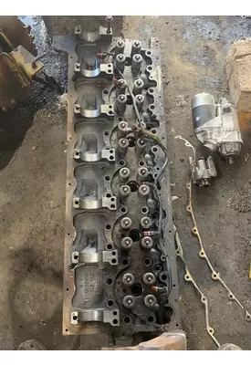 VOLVO D-13 Cylinder Head