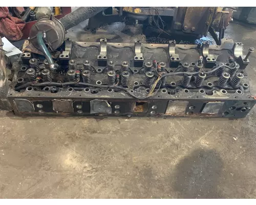 VOLVO D-13 Cylinder Head