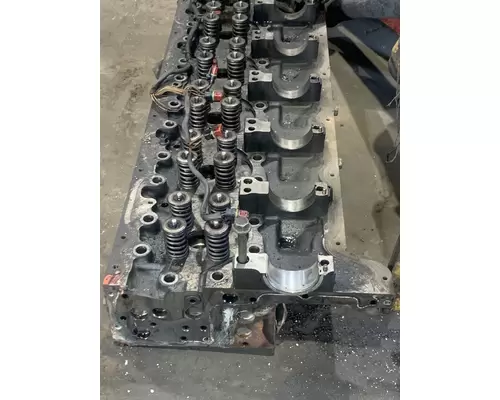 VOLVO D-13 Cylinder Head