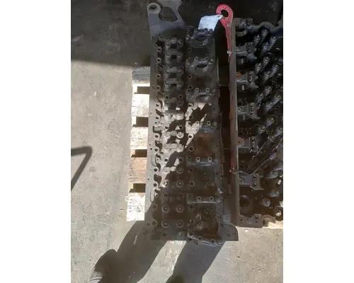 VOLVO D-13 Cylinder Head