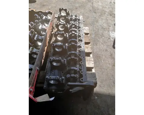 VOLVO D-13 Cylinder Head