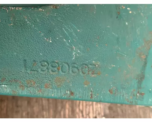 VOLVO D-13 Engine Mounts