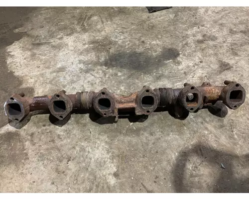 VOLVO D-13 Exhaust Manifold