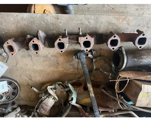 VOLVO D-13 Exhaust Manifold