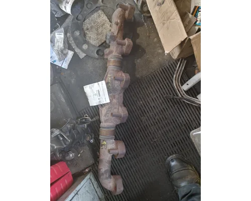 VOLVO D-13 Exhaust Manifold