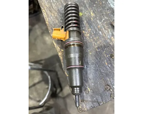 VOLVO D-13 Fuel Injector