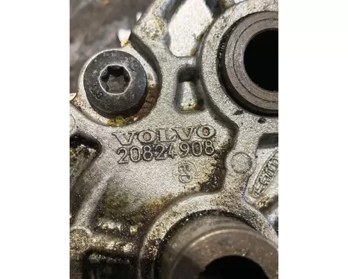 VOLVO D-13 Oil PumpPick Up Tube