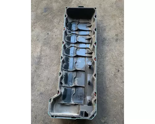 VOLVO D-13 Valve Cover