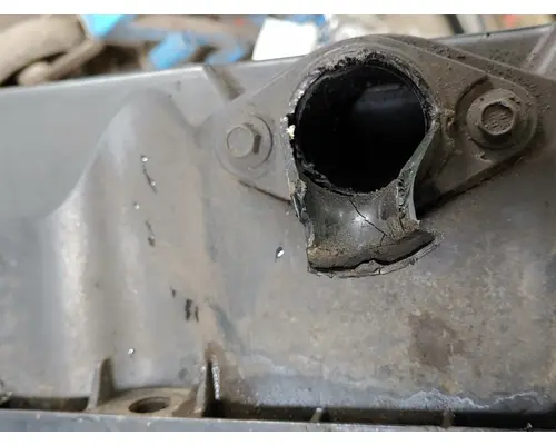 VOLVO D-13 Valve Cover