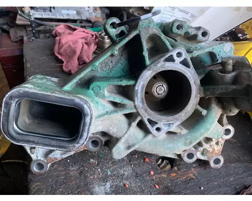 VOLVO D-13 Water Pump