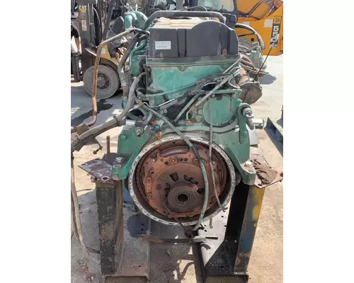 VOLVO D-16 Engine Assembly
