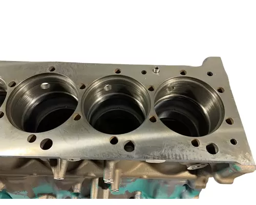 VOLVO D11H Cylinder Block